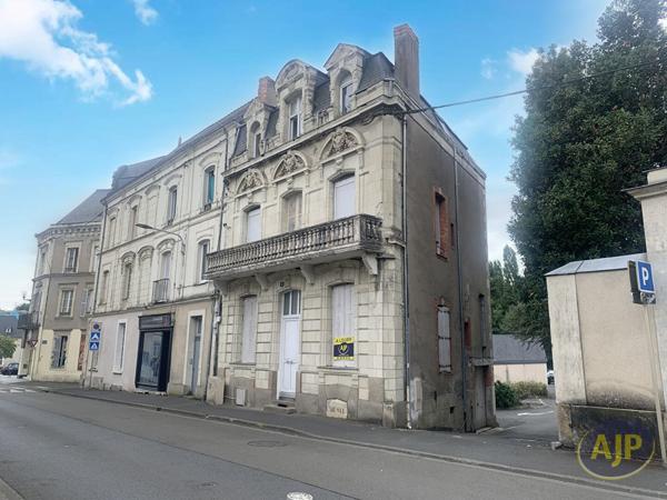 Vente immeuble Segre : 388 500 € - AJP Immobilier Segré