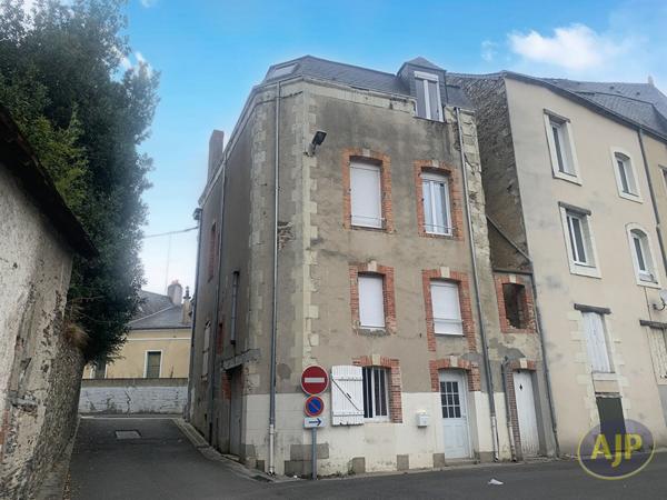 Vente immeuble Segre : 388 500 € - AJP Immobilier Segré
