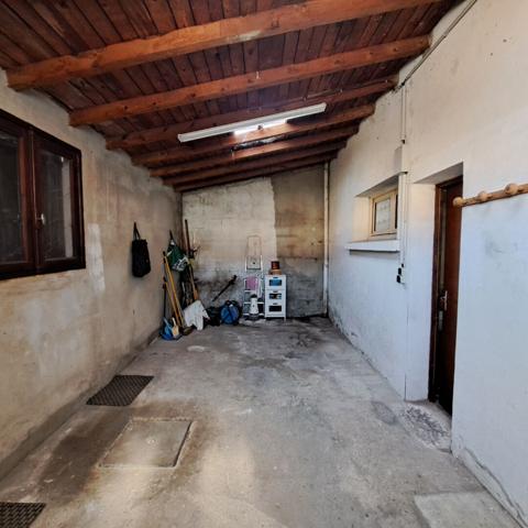 A VENDRE LAVELANET MAISON AVEC JARDIN ET 2 GARAGES / 2 APPARTEMENTS