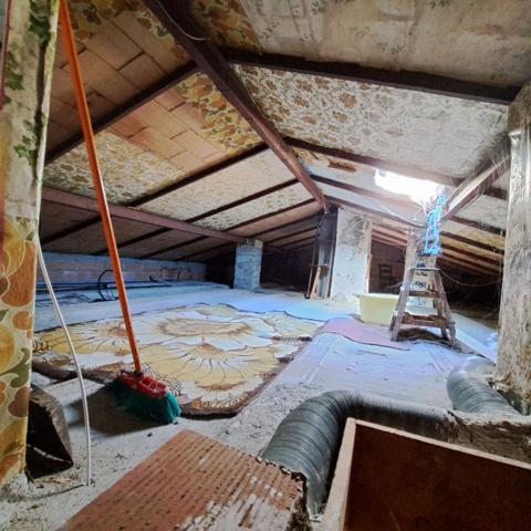 A VENDRE LAVELANET MAISON AVEC JARDIN ET 2 GARAGES / 2 APPARTEMENTS