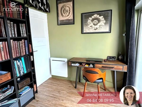 Maison de plain-pied 2/3 chambres + bureau à la décoration soignée