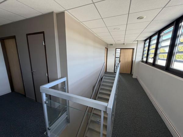 LOCATION - BUREAUX - COMPIEGNE - 21 m2