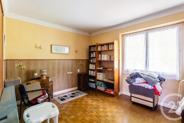 Maison à vendre  4 pièces - 103,50 m 2   VAYRAC  - 46