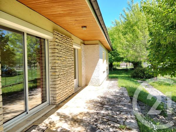 Maison à vendre  4 pièces - 103,50 m 2   VAYRAC  - 46