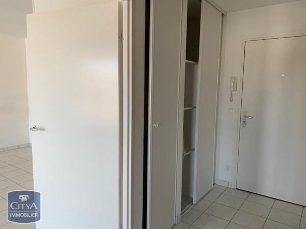 Location appartement Moulins (03000) 2 pièces 48.75m²