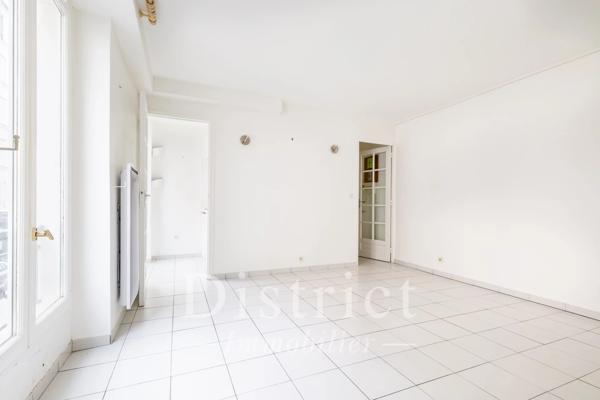 # Appartement – 23m² – Paris 7ème