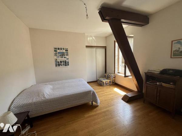 ENSEMBLE IMMOBILIER à DIE
