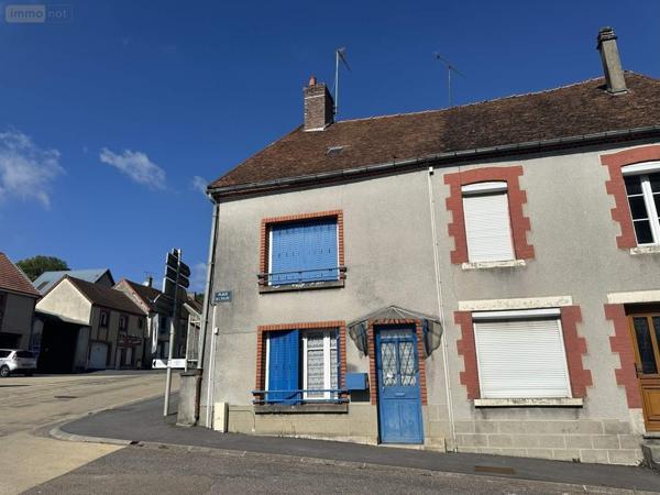 Maison à vendre à Baye dans la Marne (51270), ref : 043/1719