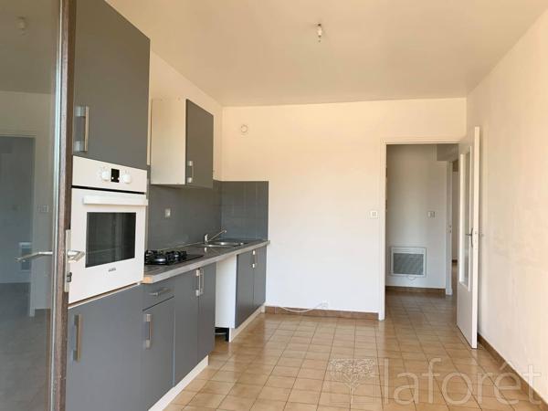 Location appartement L'Isle-sur-la-Sorgue - 3 pièce(s) - 67 m² - 811 €/mois