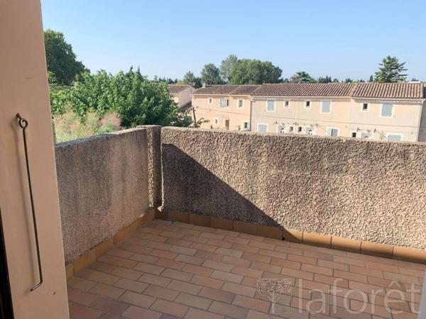 Location appartement L'Isle-sur-la-Sorgue - 3 pièce(s) - 67 m² - 811 €/mois