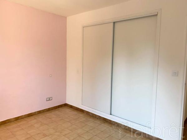 Location appartement L'Isle-sur-la-Sorgue - 3 pièce(s) - 67 m² - 811 €/mois