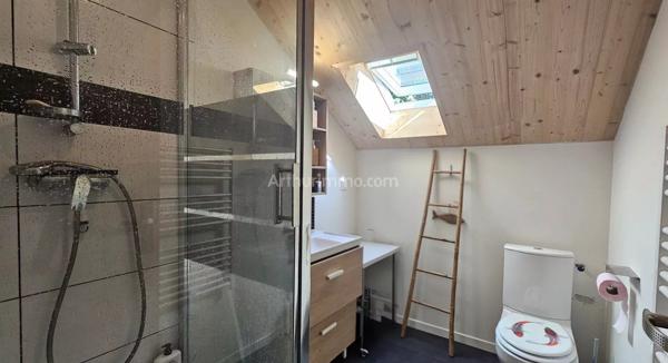 Vente                                                      Maison
                        
                     7 pièces                      180 m2                     à Les Avenières Veyrins-Thuellin