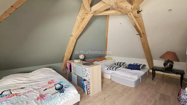 Vente                                                      Maison
                        
                     7 pièces                      180 m2                     à Les Avenières Veyrins-Thuellin