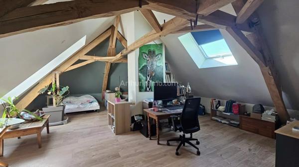 Vente                                                      Maison
                        
                     7 pièces                      180 m2                     à Les Avenières Veyrins-Thuellin