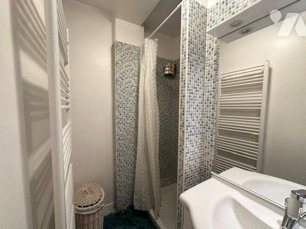 Appartement Chambéry - Emplacement recherché - Proche du centre ville et de la gare - T3 traver...