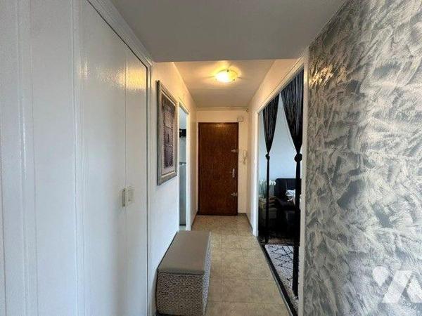 Appartement Chambéry - Emplacement recherché - Proche du centre ville et de la gare - T3 traver...