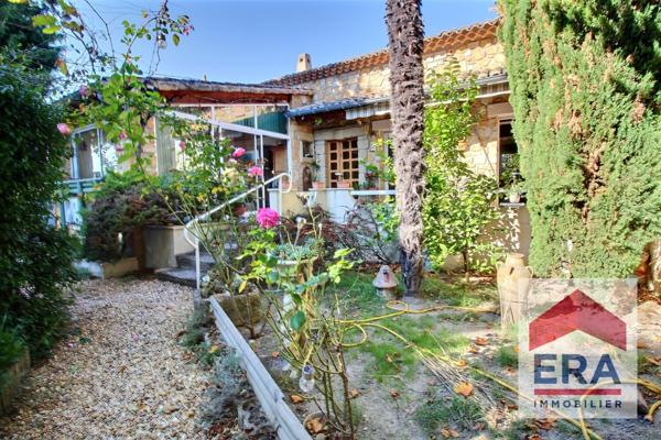 Maison Jonquières 173 m2 habitable- 890m² de terrain