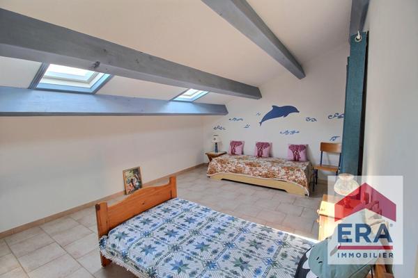 Maison Jonquières 173 m2 habitable- 890m² de terrain