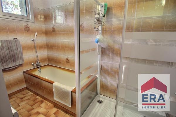 Maison Jonquières 173 m2 habitable- 890m² de terrain