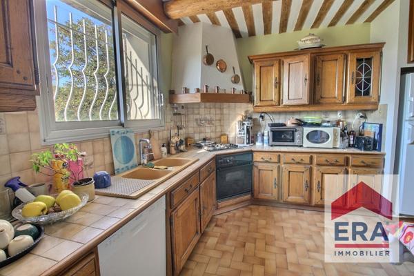 Maison Jonquières 173 m2 habitable- 890m² de terrain