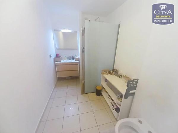 Appartement à vendre 2 pièces 46m² Saint-Pierre (97410)