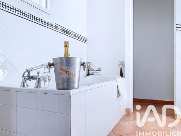 Maison à vendre 12 pièces 345 m² Mazan