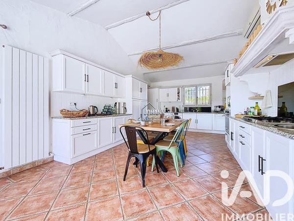 Maison à vendre 12 pièces 345 m² Mazan