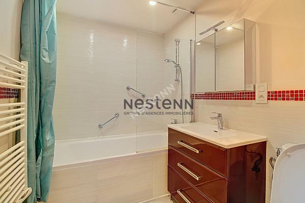 VITROLLES NORD - AU PIED DU ROCHER - VILLA T4 RECENTE DE PLAIN-PIED AVEC 324 M² DE JARDIN PRIVATIF