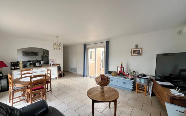 Maison à vendre    4 pièces •  Vias