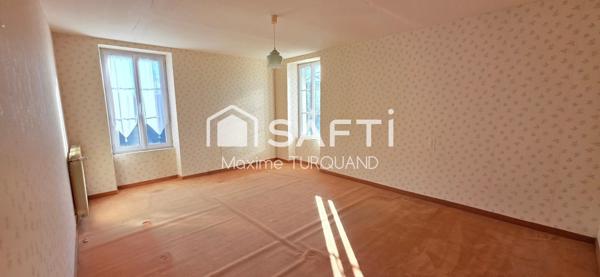 Maison d'habitation 107m², 2/3 chambres, 1hectare de terrain + dépendances