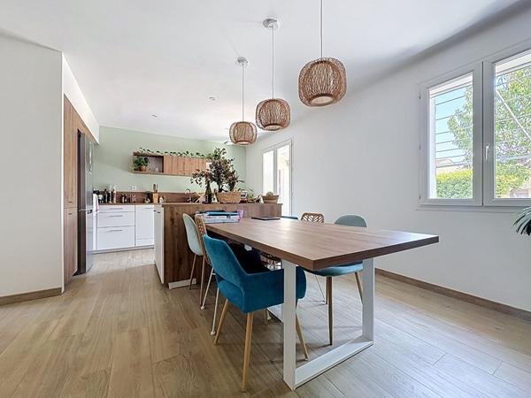Maison Sarrians 3 pièce(s) 70 m2
