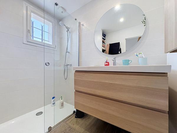 Maison Sarrians 3 pièce(s) 70 m2