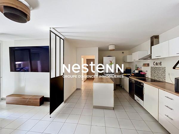 Appartement T4 de 80m2 avec place de stationnement, 3ème étage avec ascenseur