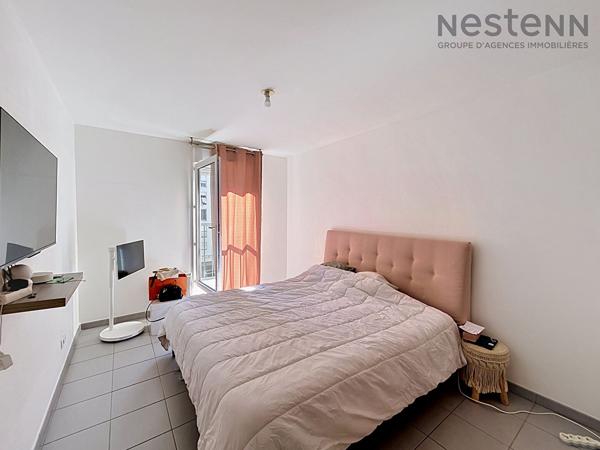 Appartement T4 de 80m2 avec place de stationnement, 3ème étage avec ascenseur