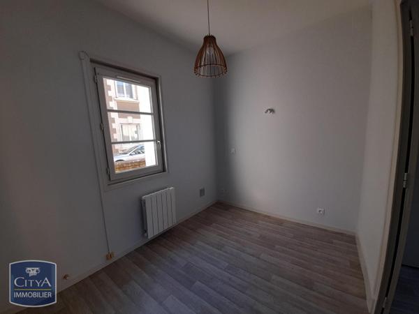 Appartement à louer 1 pièce 31.78m²