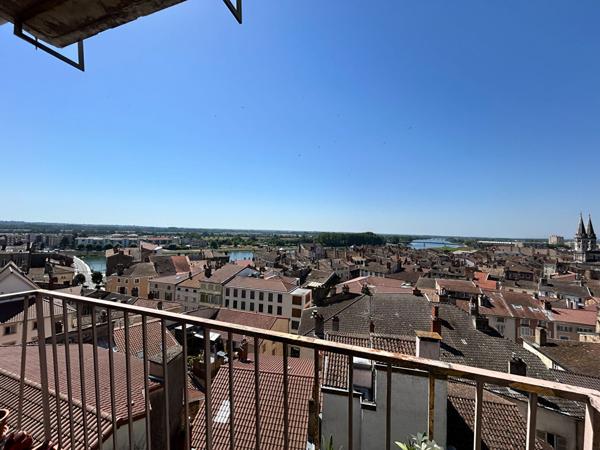 Appartement T3 63m² - Vue dégagée - MÂCON