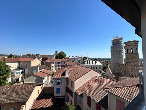 Appartement T3 63m² - Vue dégagée - MÂCON
