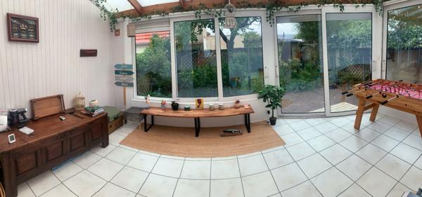 "CHAMBRE MEUBLÉE EN COLOCATION DANS UNE MAISON / 1 CHAMBRE DISPONIBLE"