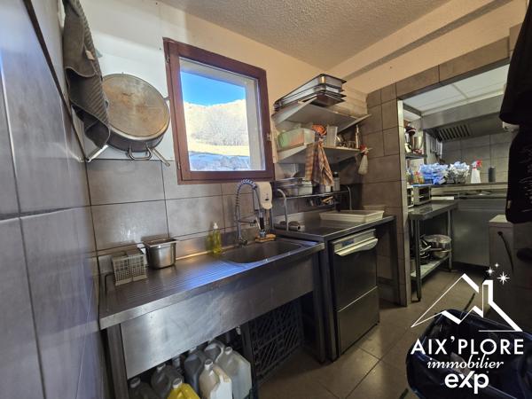 À VENDRE – FONDS DE COMMERCE RESTAURANT – SAINT-JEAN-D’ARVES (73)