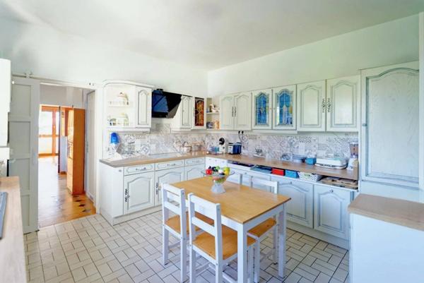 maison familiale 151 m2-6 pièces-sous-sol total