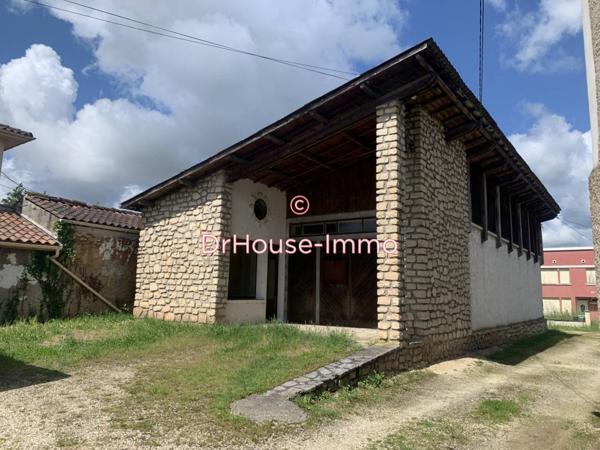 Bien immobilier à vendre 1 pièce de 115 m²