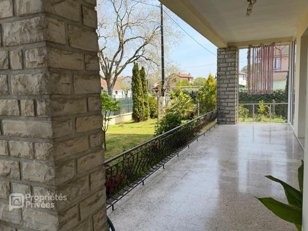Maison Saint Paul Les Dax 5 pièces 111 m2 sur une parcelle de 700 m2 avec garage