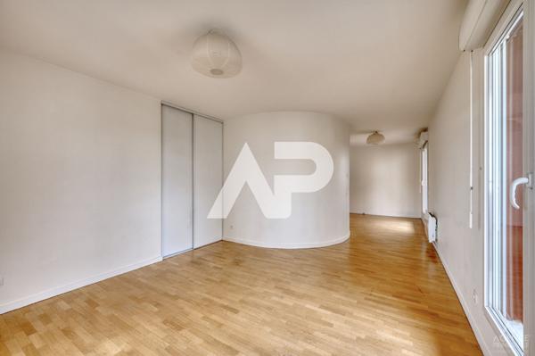 Appartement Rueil Malmaison 2 pièce(s) 56.49 m² 350 000 € ** - Référence 15034