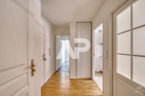 Appartement Rueil Malmaison 2 pièce(s) 56.49 m² 350 000 € ** - Référence 15034