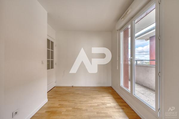 Appartement Rueil Malmaison 2 pièce(s) 56.49 m² 350 000 € ** - Référence 15034