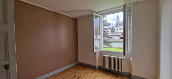 Appartement 3 pièces à louer au Pont de Beauvoisin, 77.49 m²