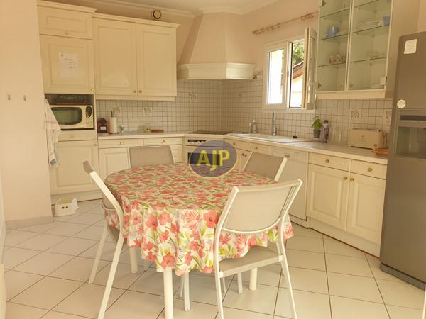 Vente maison Soulac Sur Mer : 706 520 € - AJP Soulac Immobilier