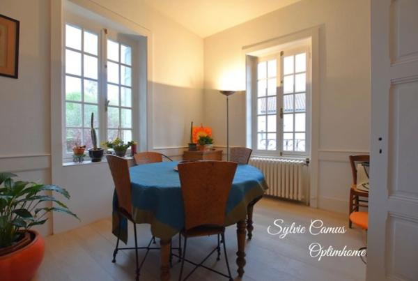 Maison de caractère de  233 m², idéale famille + espace professionnel possible à Sainte-Sigolène