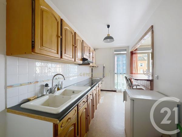 Appartement F4 à vendre  4 pièces - 76,56 m2 NOISY LE GRAND - 93