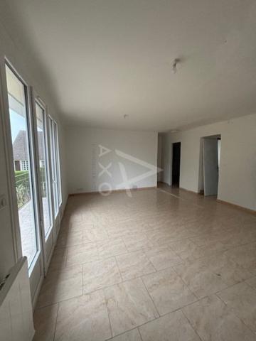 EQUEMAUVILLE vente viager libre 1 tête 78 ans bouquet 211000 + rentes